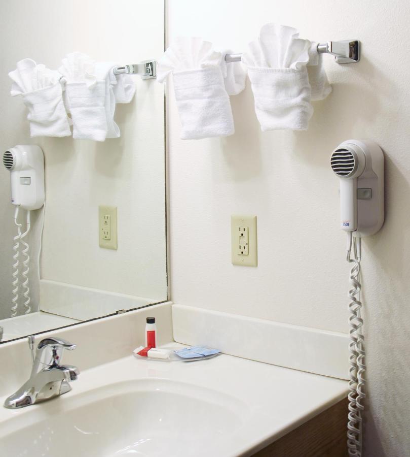 Homestead Inn And Suites Hardin Luaran gambar