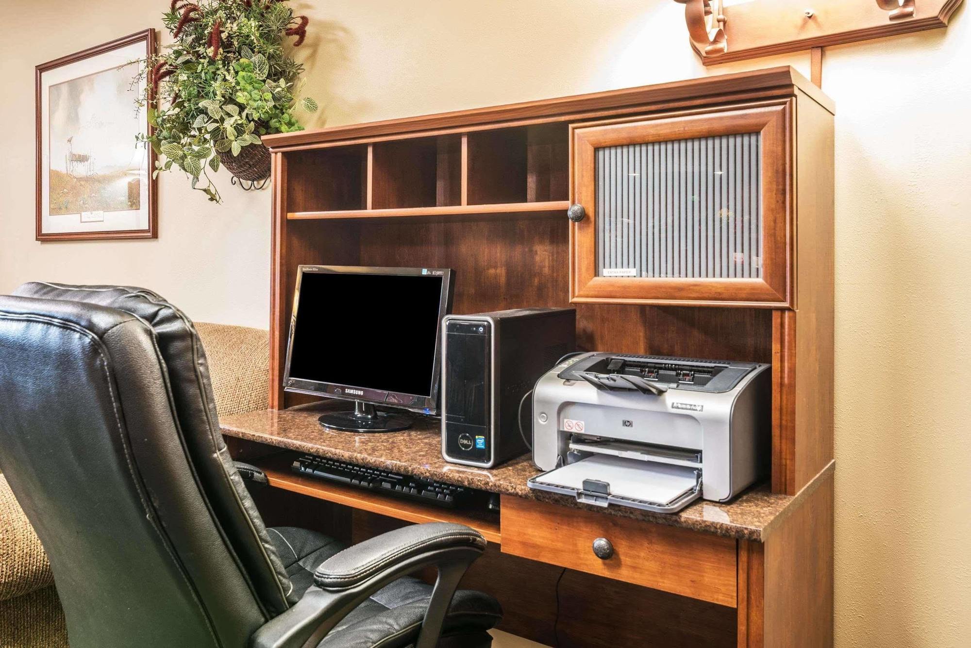 Homestead Inn And Suites Hardin Luaran gambar